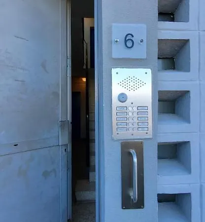 La Voile Bleue Ou Il Fait Bon Etre Et Commerces A Pied Apartment