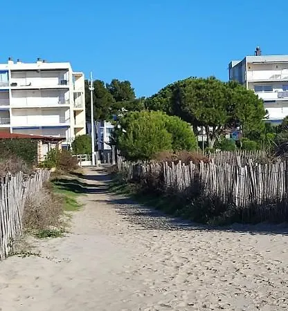 La Voile Bleue Ou Il Fait Bon Etre Et Commerces A Pied شقة