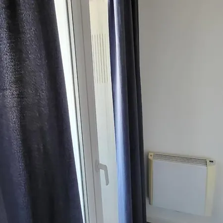 Apartman La Voile Bleue Ou Il Fait Bon Etre Et Commerces A Pied Le Grau-du-Roi