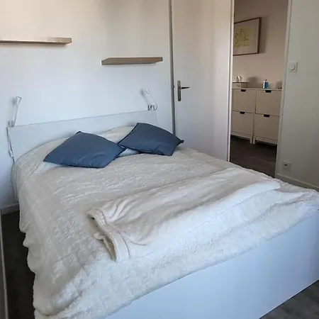 La Voile Bleue Ou Il Fait Bon Etre Et Commerces A Pied Apartman Le Grau-du-Roi