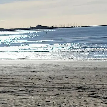 La Voile Bleue Ou Il Fait Bon Etre Et Commerces A Pied Apartman *